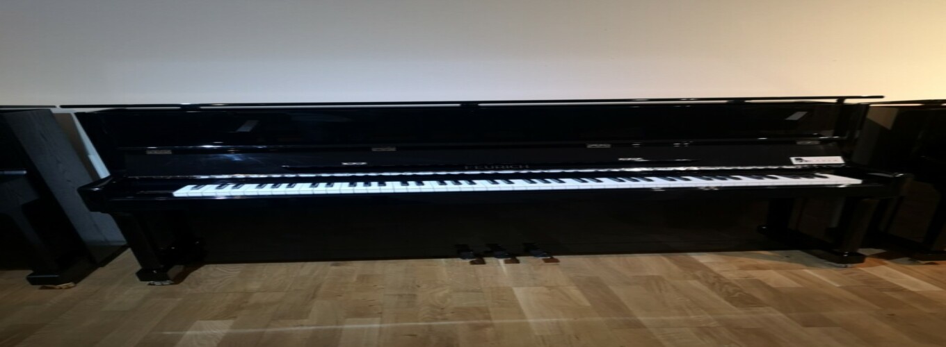 Feurich Universal 122 Mietrückläufer
